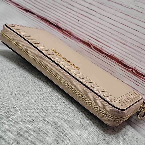 Michael Kors Beige Wallet Leather Lauryn Wallet NWOT - Picture 5 of 8